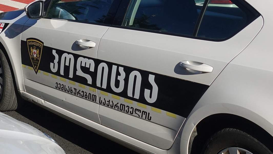 Полиция машина