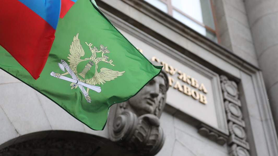 Фактор преткновения: только 1,4 тыс. граждан спишут долги без суда