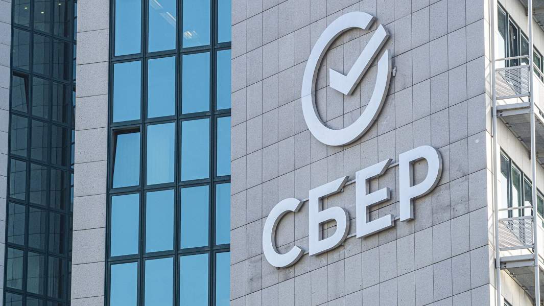 ЦБ будет эмитировать цифровые рубли самостоятельно