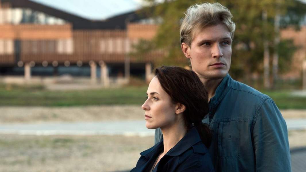 Кадр из сериала «Коп»