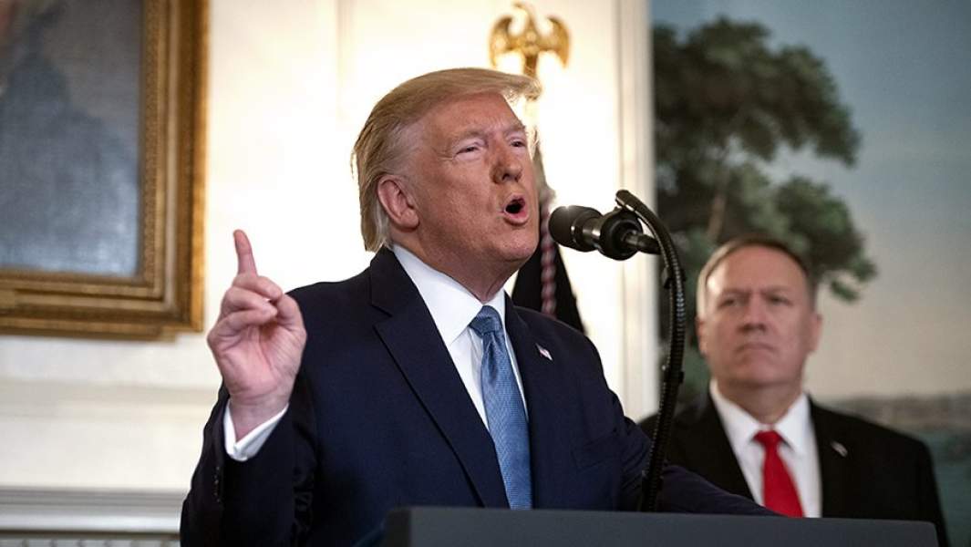 Трамп Помпео