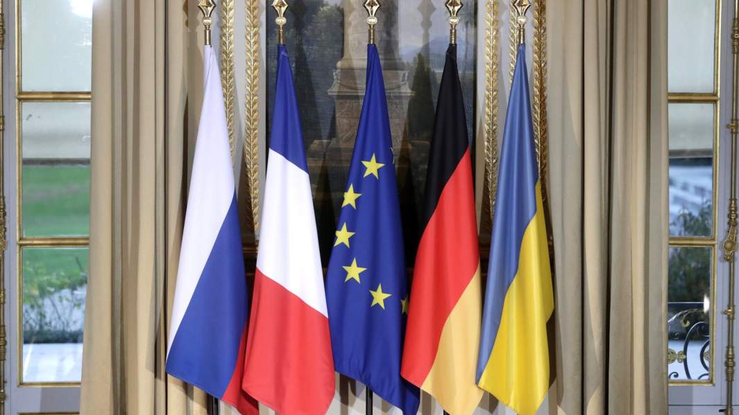 флаги стран нормандской четверки