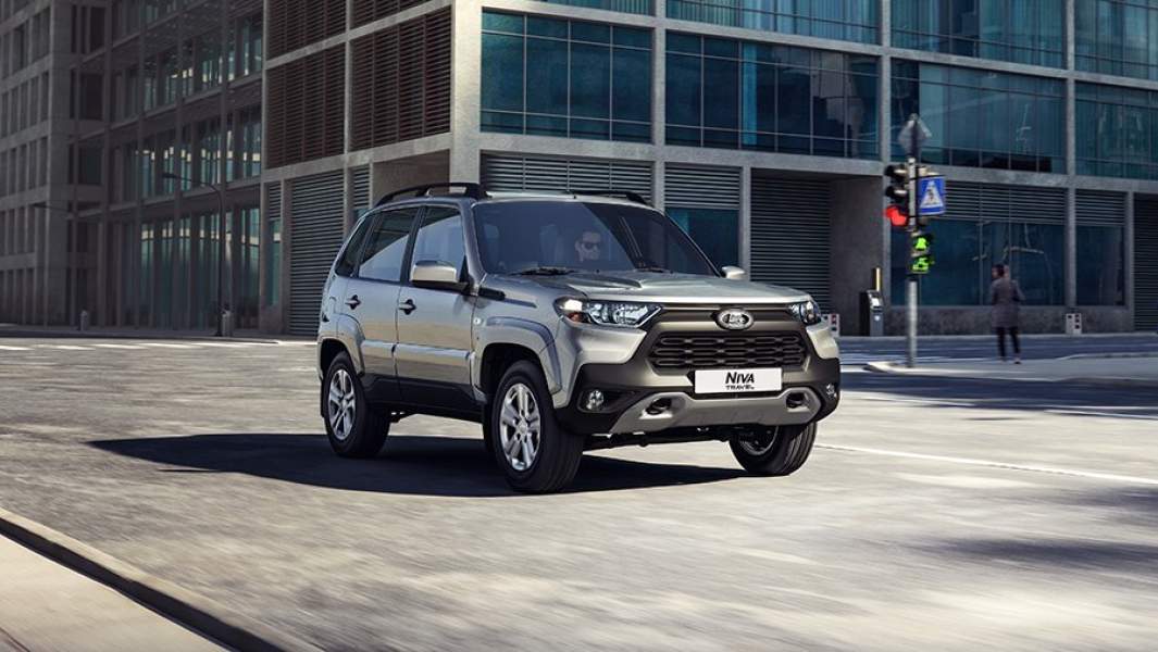Lada Niva Travel