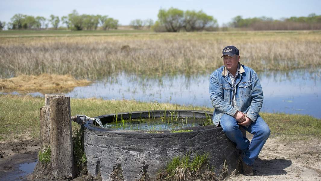 Местный житель, протестующий против укладки нефтепровода Keystone XL