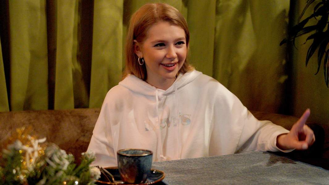 Актриса Анастасия Уколова