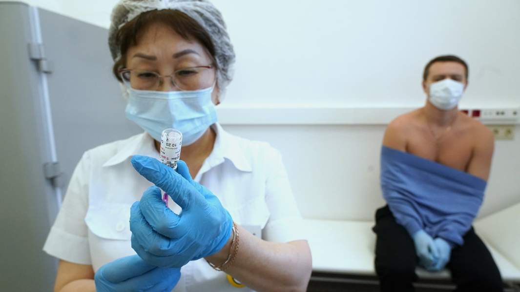 вакцина от COVID 19