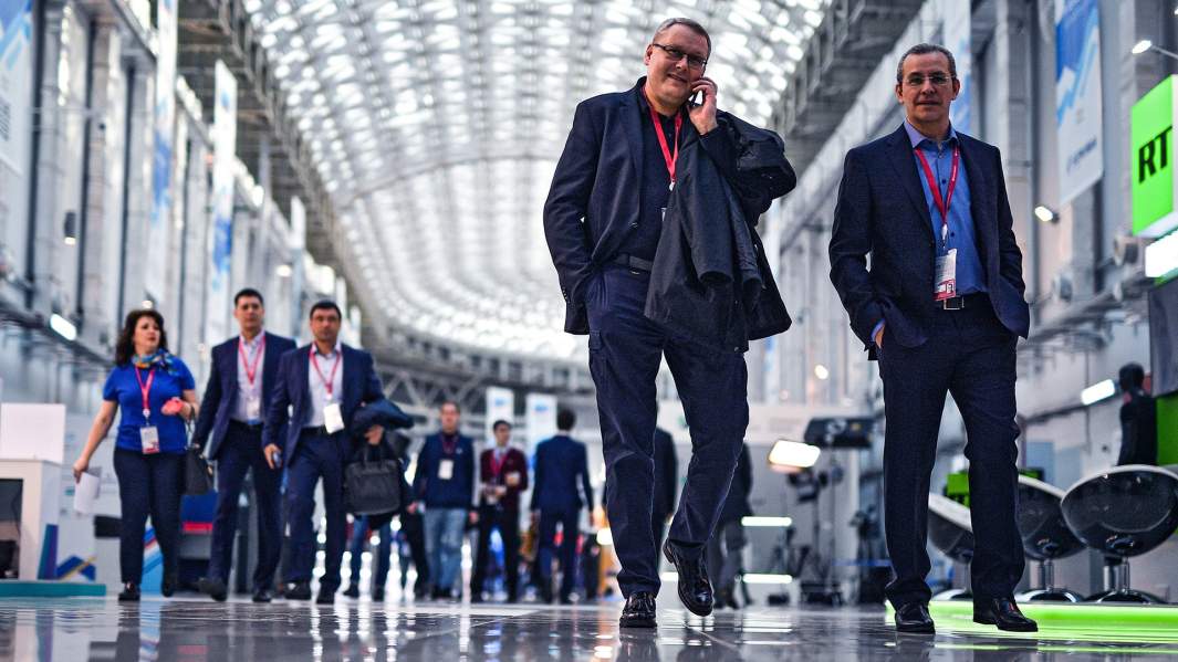 Участники Российского инвестиционного форума в Сочи