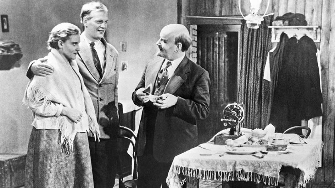 Кадр из фильма «Ленин в октябре»