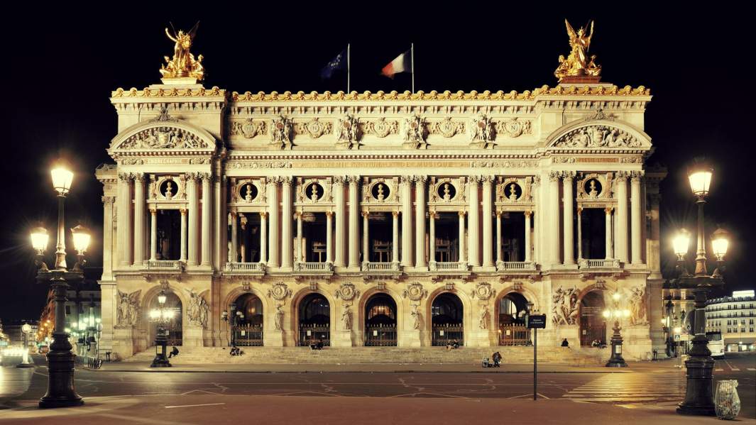Здание парижской оперы