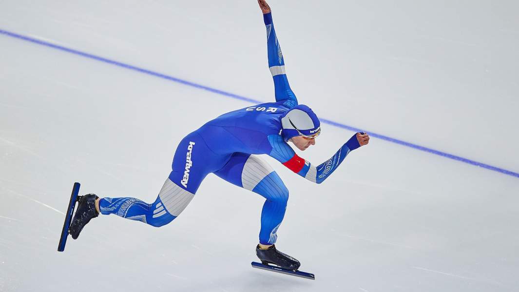 Чемпионат России по конькобежному спорту на отдельных дистанциях.