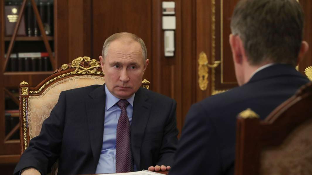 Рабочая встреча Владимира Путина с министром экономического развития Максимом Решетниковым