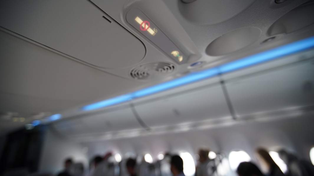 салон самолет