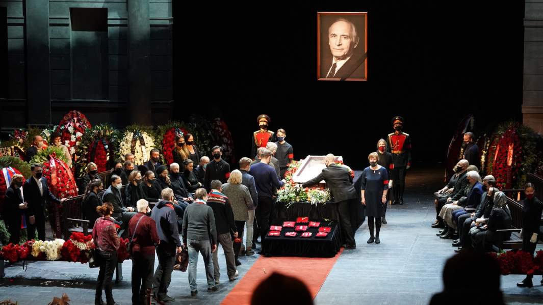 Церемония прощания с народным артистом СССР Василием Лановым