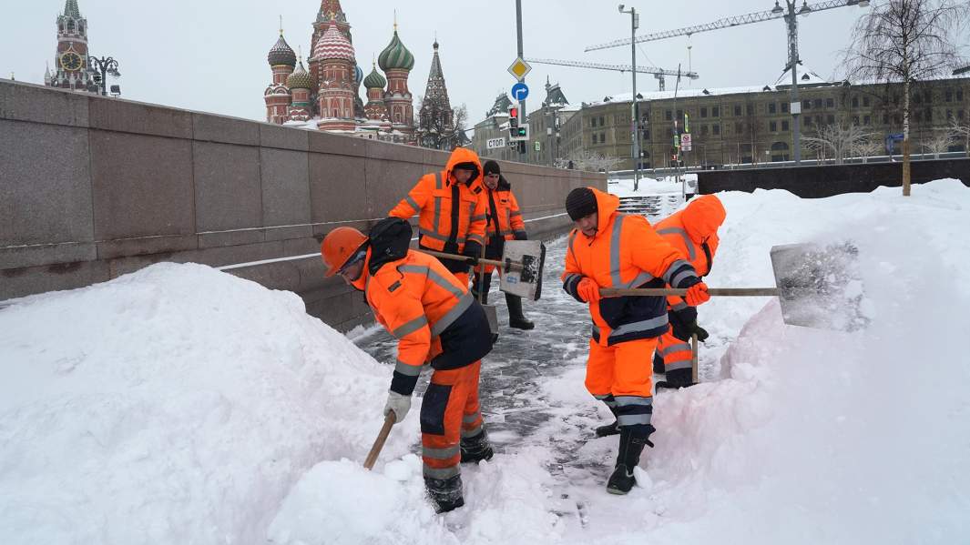 Уборка улиц от снега