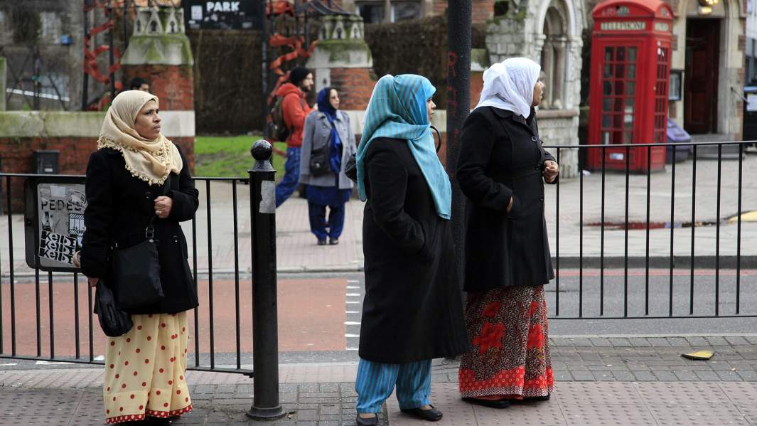 иммигрантки на улице Лондона