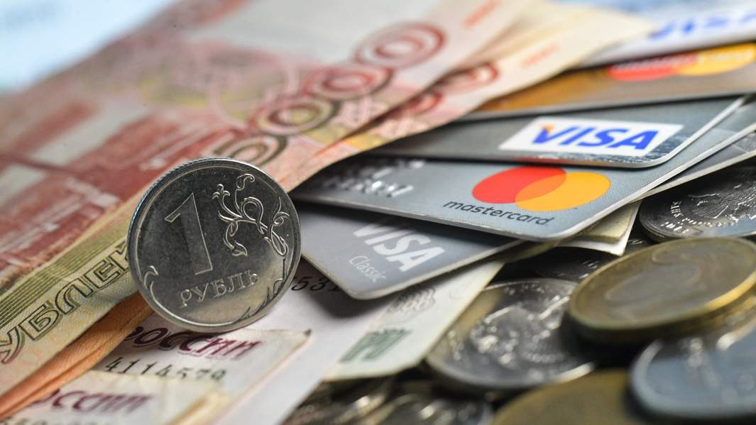 Разгадали цифру: банки разгоняют спрос на виртуальные карты