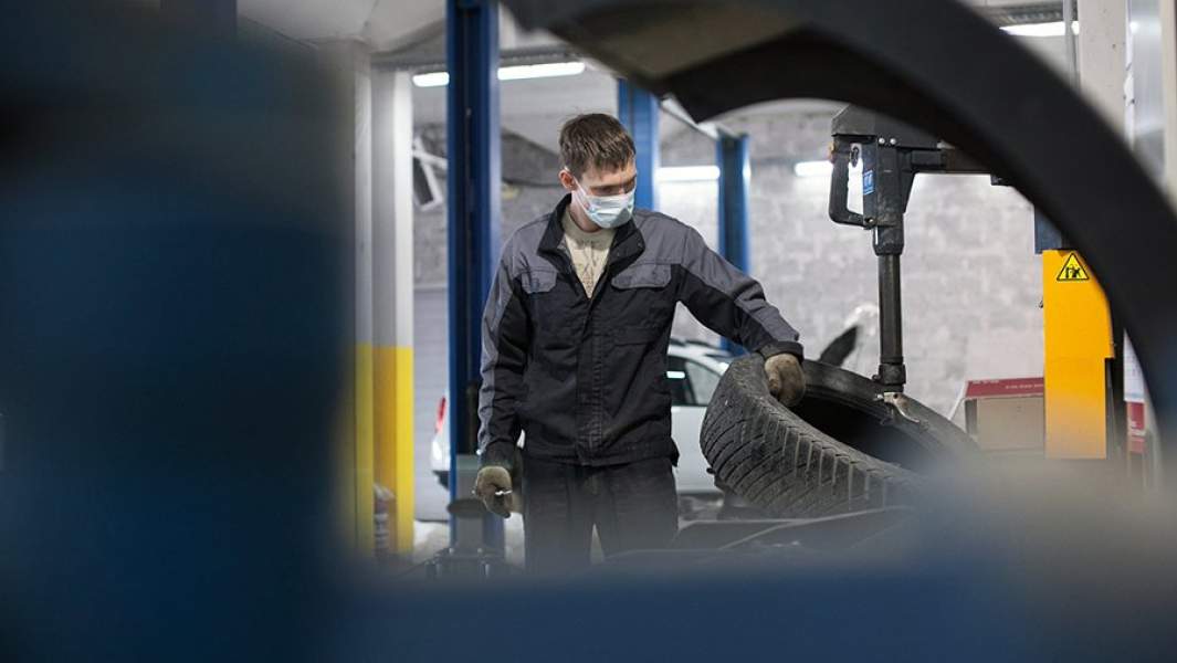 автомобиль