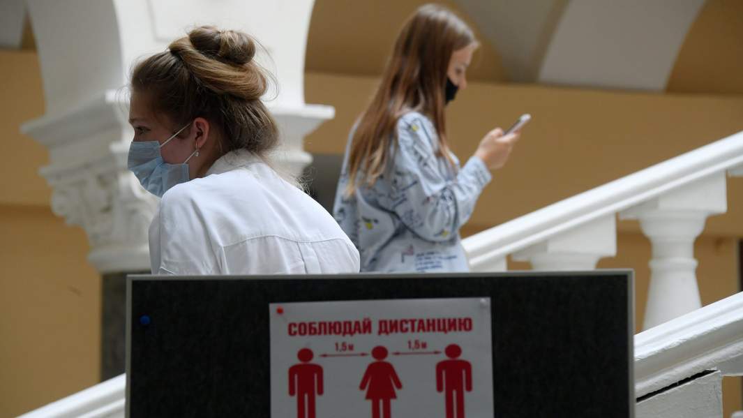 Студенты факультета журналистики МГУ имени М. В. Ломоносова