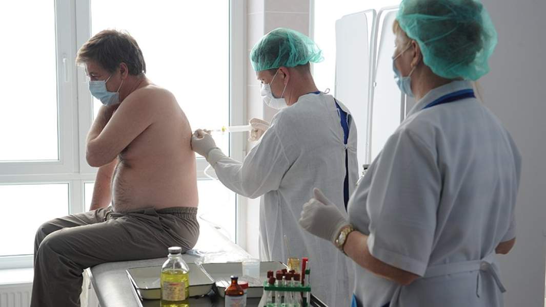 Забор легочной пункции у больного туберкулезом