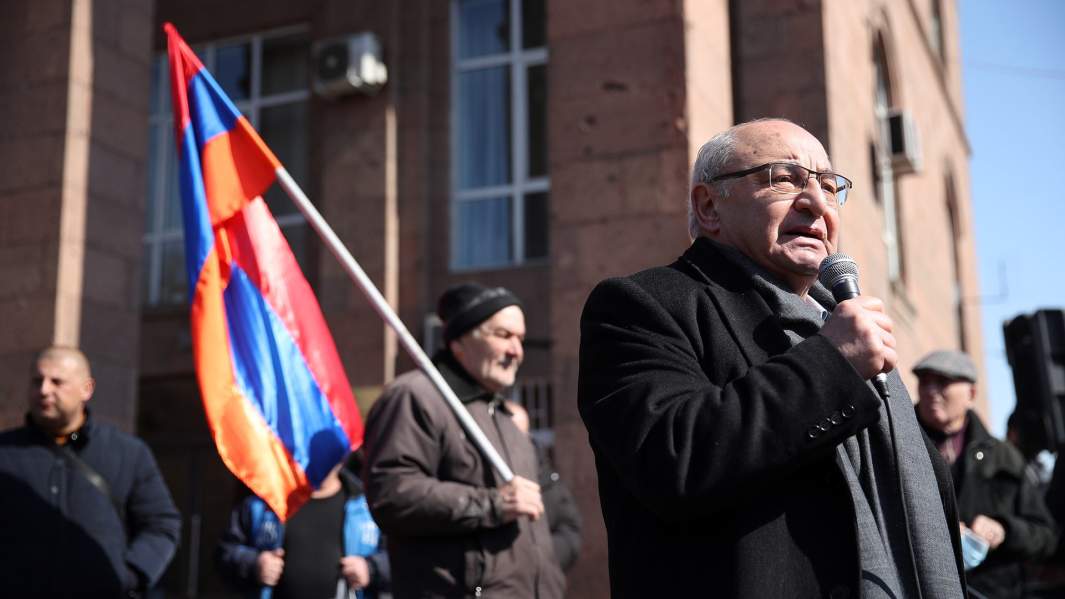 Вазген Манукян