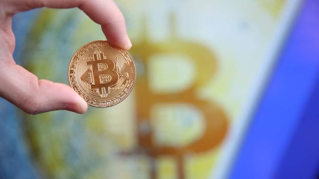 биткоин