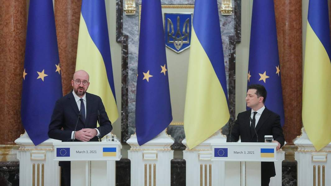 Председатель Европейского совета Шарль Мишель и президент Украины Владимир Зеленский в Киеве