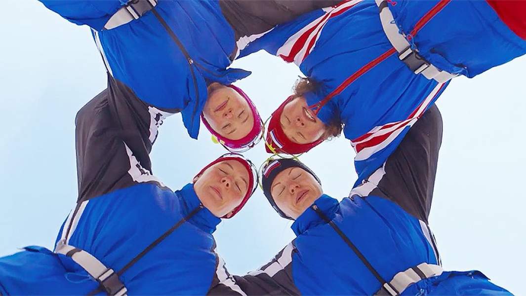 Кадр из фильма «Белый снег»