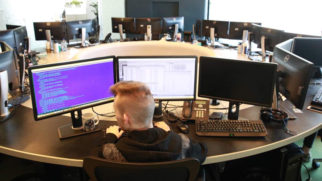 комп ключ хакер