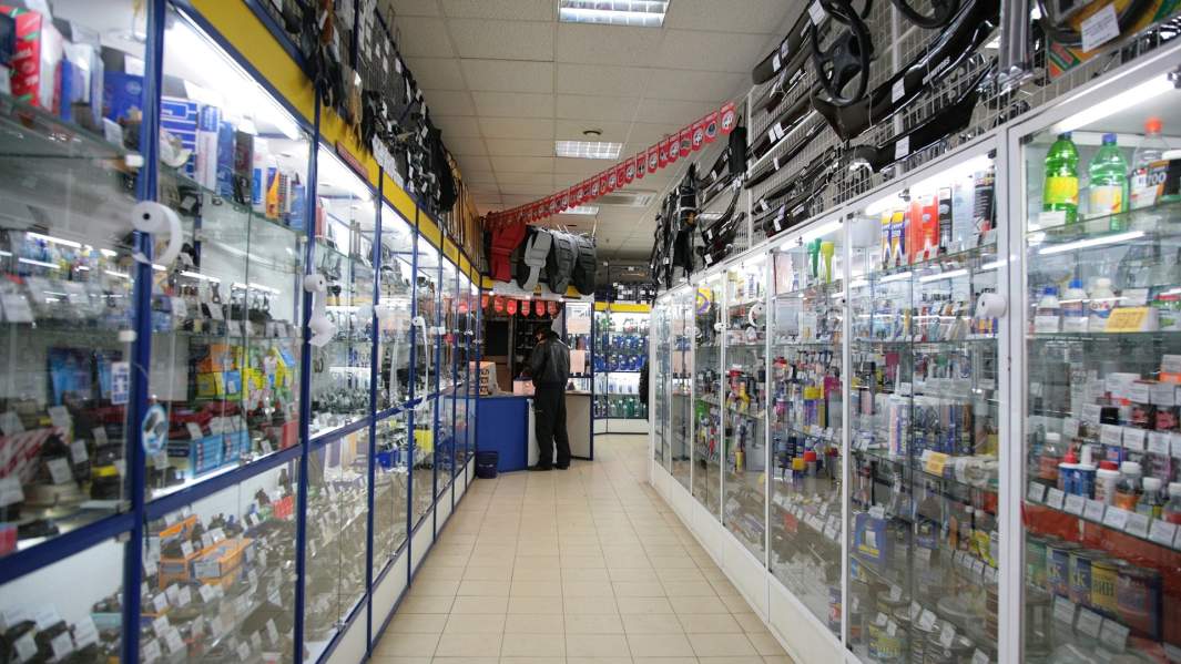 магазин автозапчастей