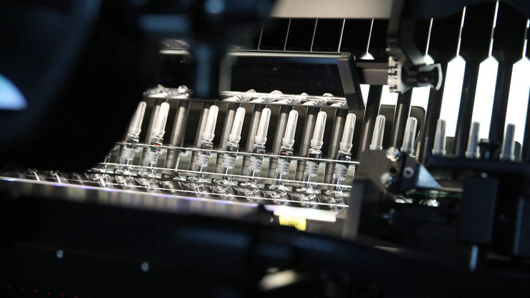 производство вакцины