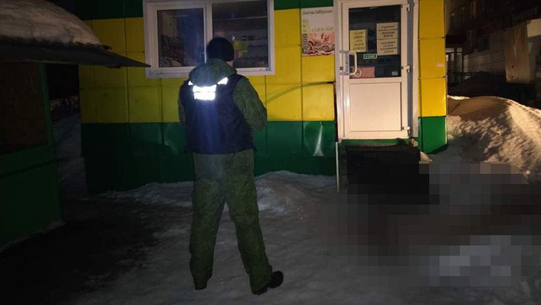 возле магазина на улице Краснооктябрьской в городе Вольске обнаружено тело 5-летнего мальчика