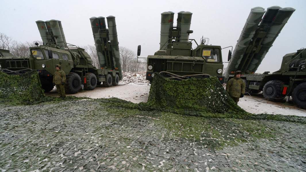 Зенитные ракетные комплексы С-400 "Триумф"