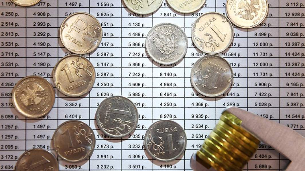 Штангенциркуль и российские рубли