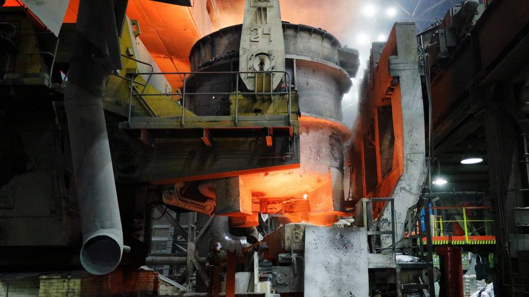 Строить и жить: Минстрой хочет менять цену строительных госконтрактов