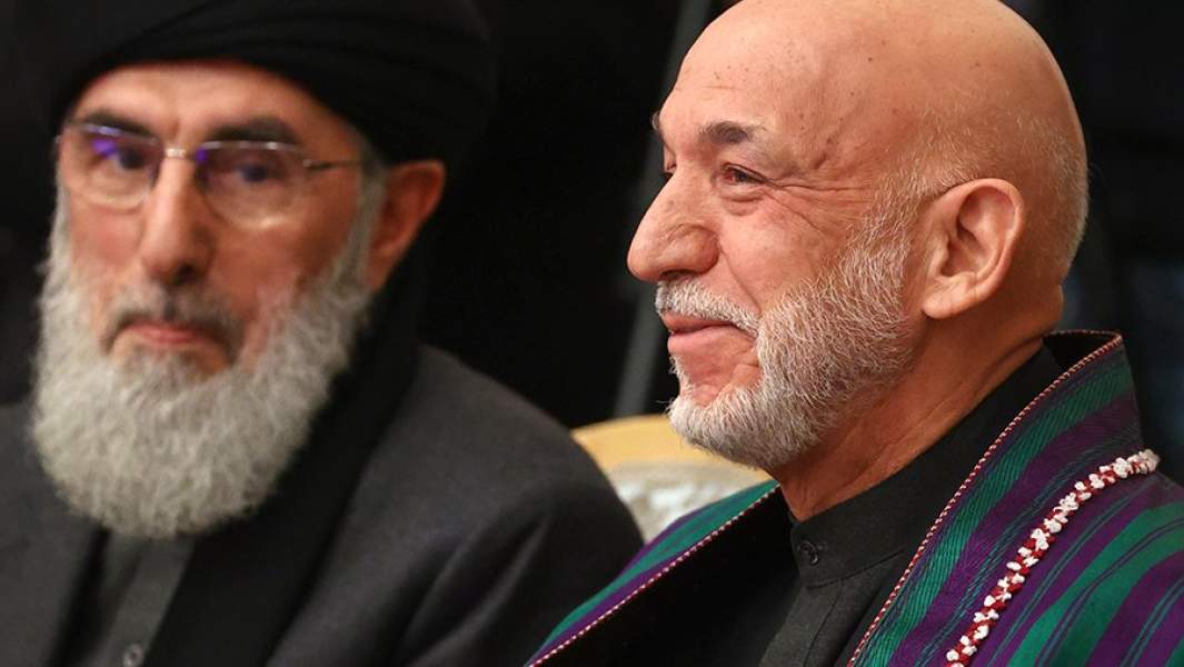 Бывший президент Исламской Республики Афганистан Хамид Карзай принимает участие в расширенном заседании по вопросу мирного урегулирования в Афганистане