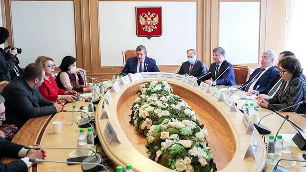 Анатолий Антонов