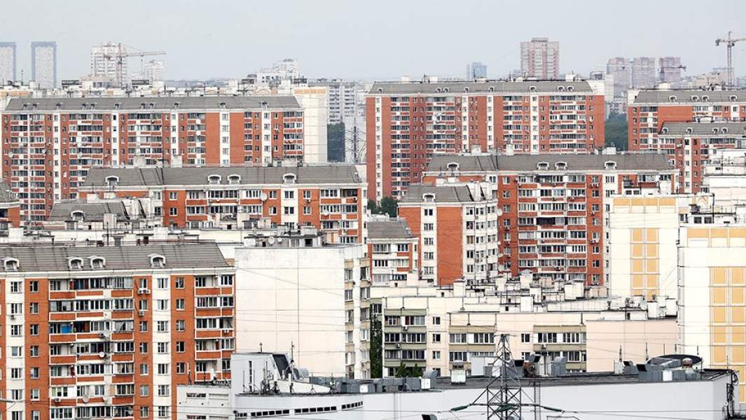 Вид на жилые дома в районе Марьино в Москве