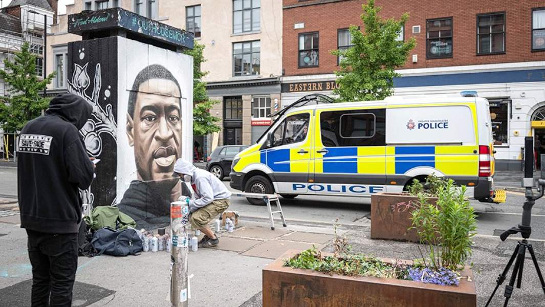 Граффити  Джорджа Флойда в Манчестере