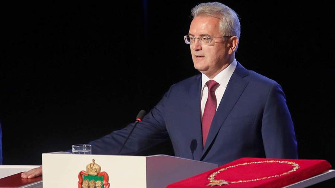 Избранный губернатор Пензенской области Иван Белозерцев на церемонии вступления в должность в Пензенском областном драматическом театре