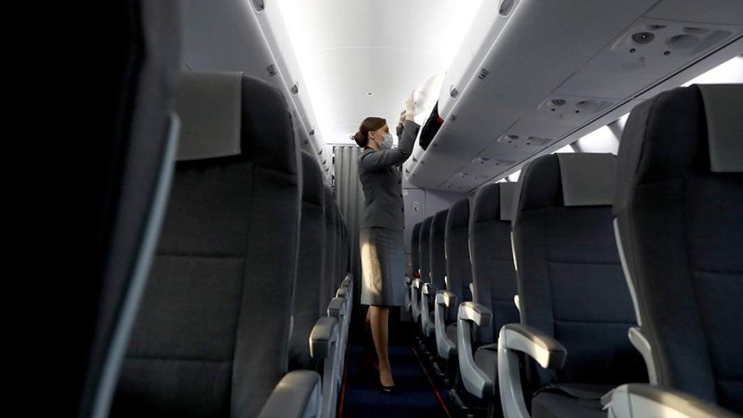 салон самолета 