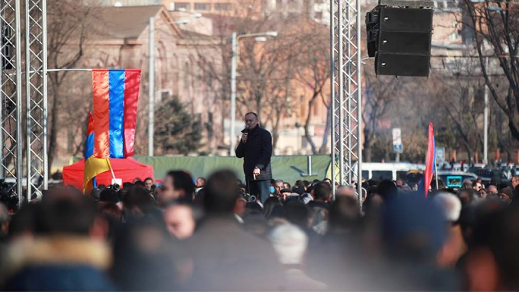 министр обороны Сейран Оганян