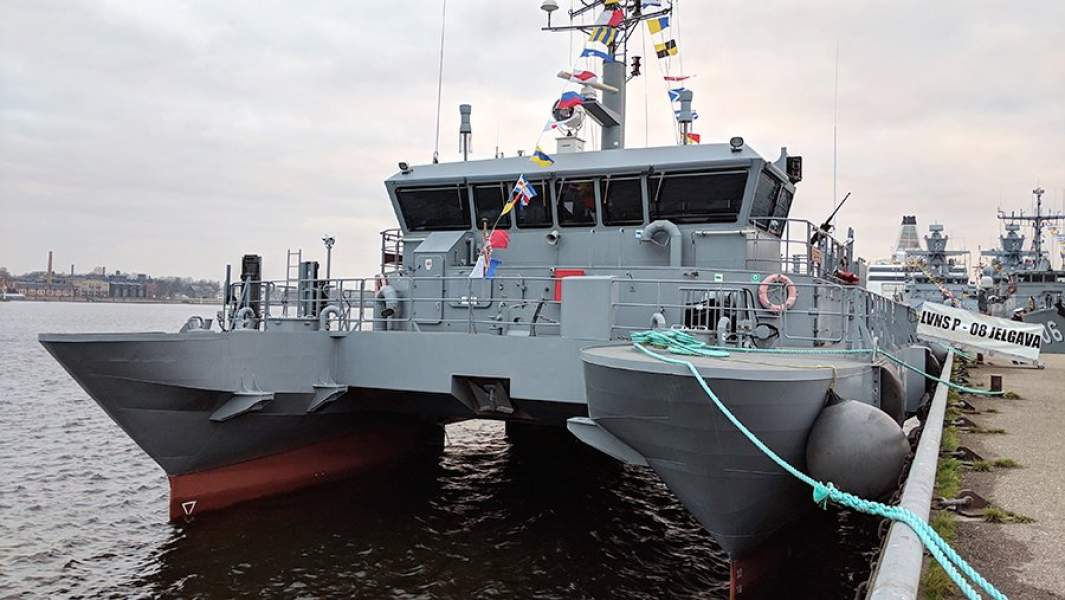 Сторожевой корабль типа «Скрунда» «Елгава» в порту Риги