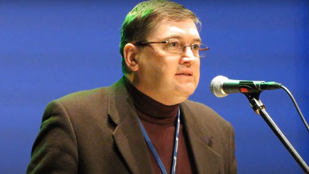  Сергей Середенко