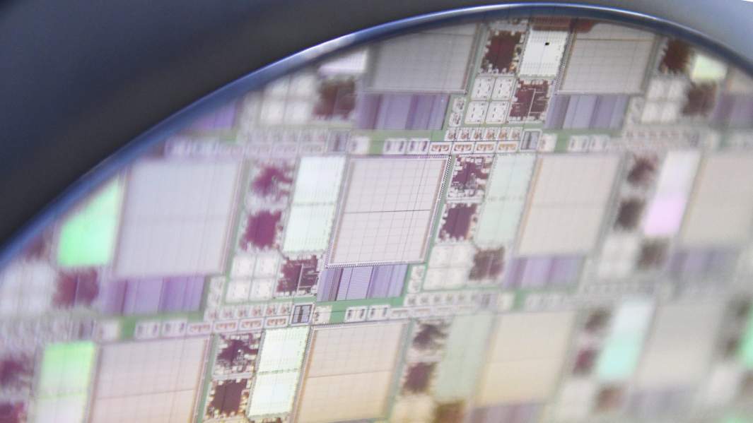 Пластины с транспортными кристаллами