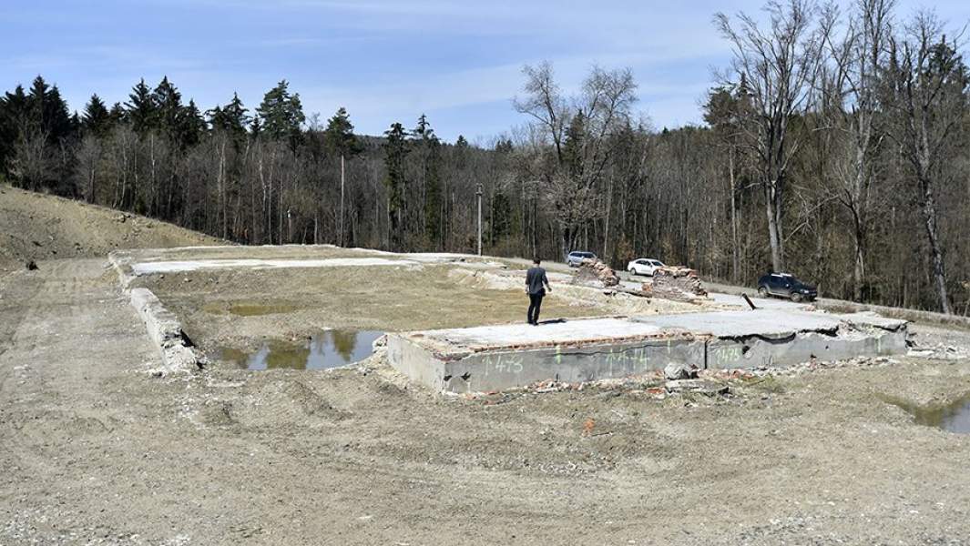 Бывший военный склад в Врбетице, на котором в 2014 году произошел взрыв боеприпасов