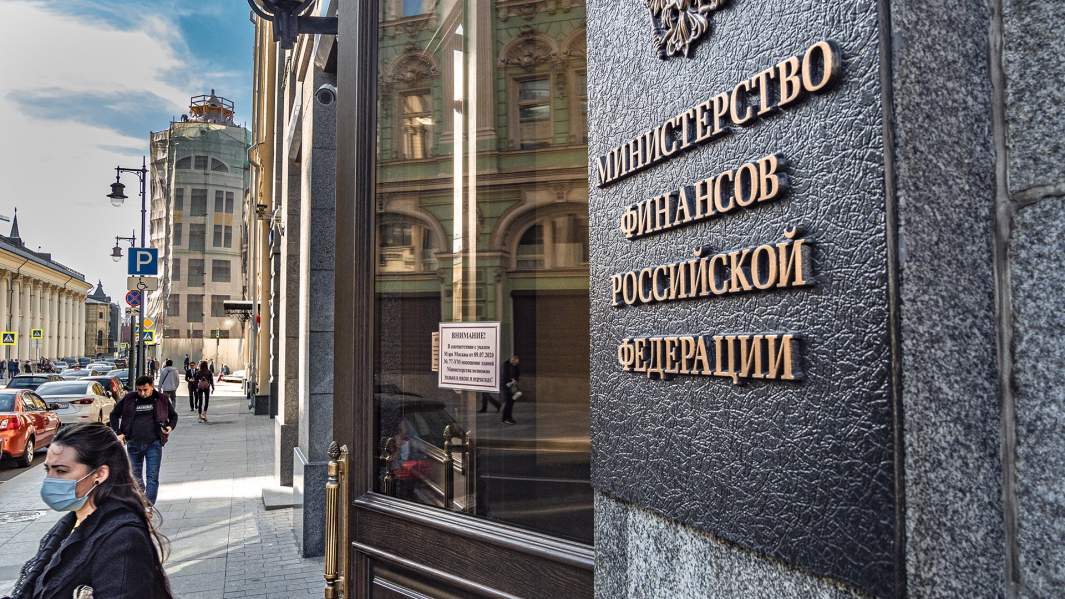 Поймали метраж: в кабмине обсуждают снижение средней ставки по ипотеке до 6,9%