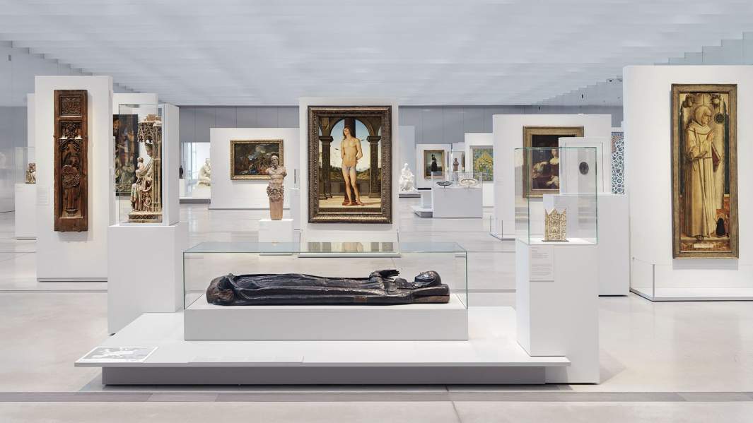 Галерея в музее Лувр-Ленс