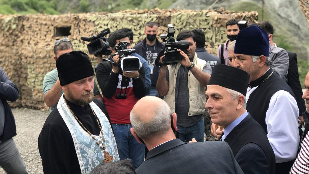 встреча журналистов служителями церкви