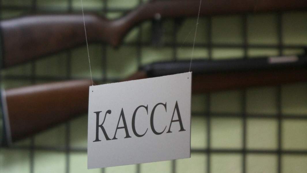 Нервные и система: как усилить психологический контроль за владельцами оружия