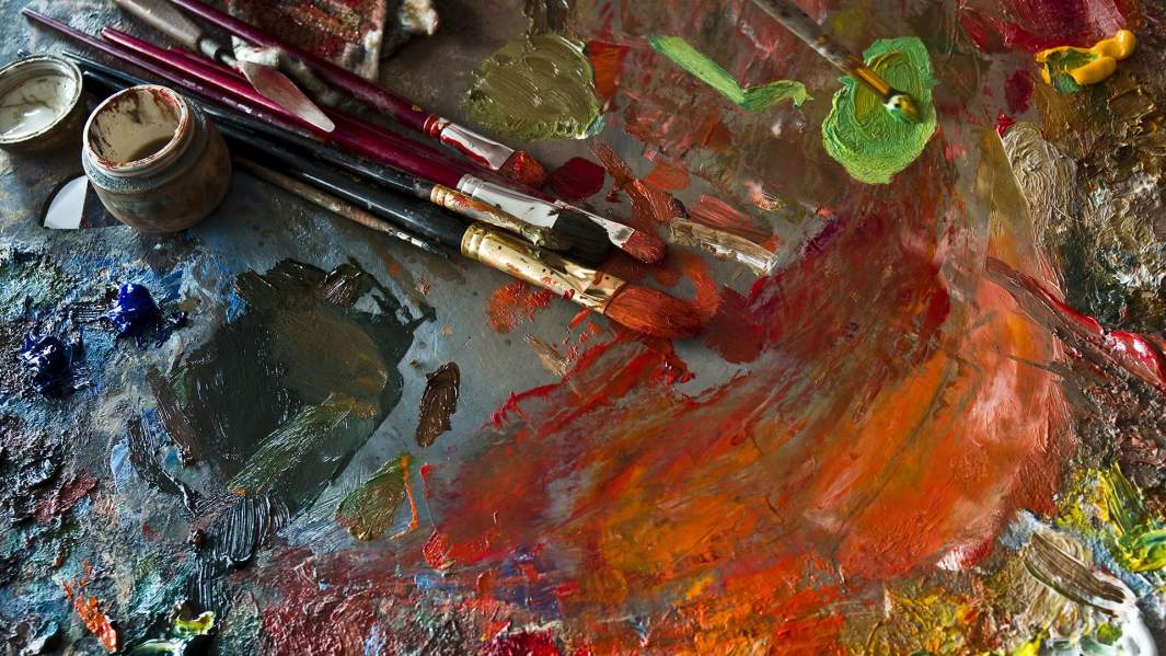 Краски с кисточками 